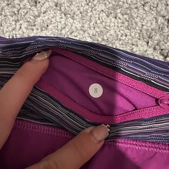 Lululemon speed up Women's Pink Athletic Shorts - Picture 4 of 10